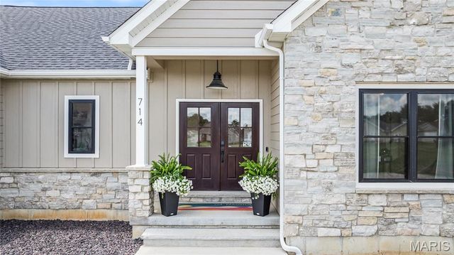 714 Magnolia Drive, Farmington, MO 63640