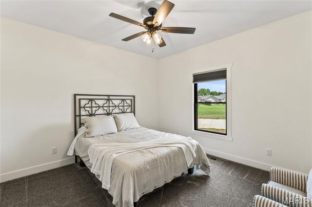 714 Magnolia Drive, Farmington, MO 63640