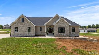 714 Magnolia Drive, Farmington, MO 63640