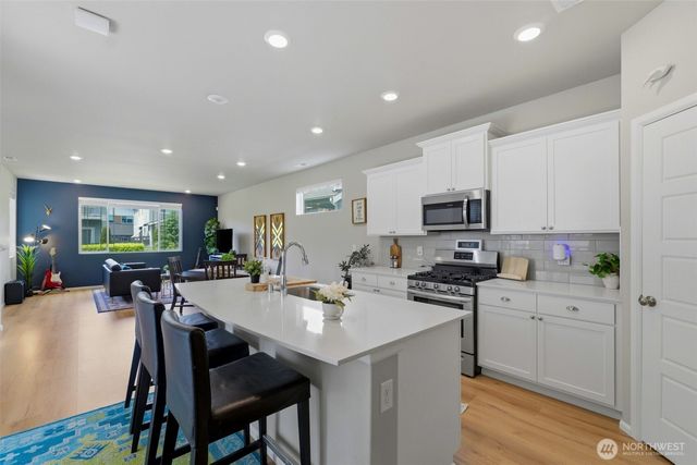 32467 Tolmie Lane, Black Diamond, WA 98010