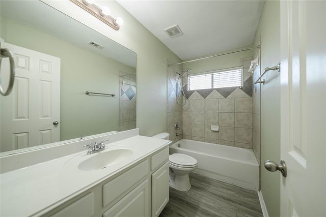 3501 Aldersyde Drive, Fort Worth, TX 76244