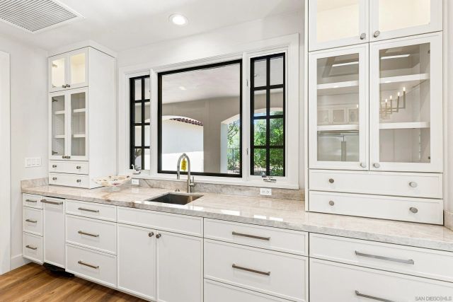 7887 Doug Hill, San Diego, CA 92127