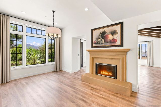 7887 Doug Hill, San Diego, CA 92127