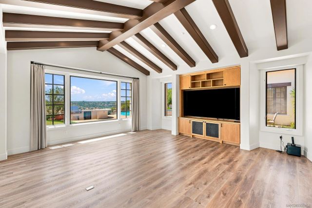 7887 Doug Hill, San Diego, CA 92127