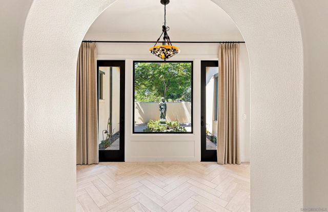 7887 Doug Hill, San Diego, CA 92127