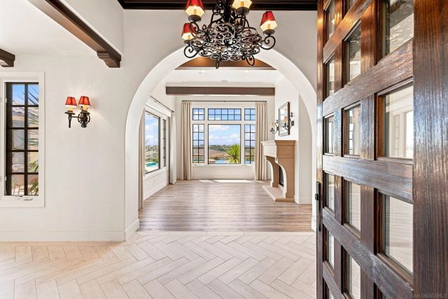 7887 Doug Hill, San Diego, CA 92127