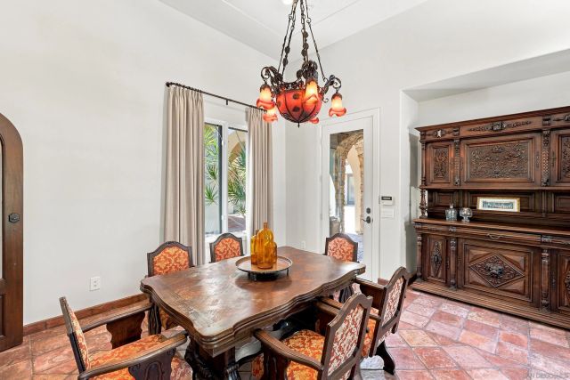 7887 Doug Hill, San Diego, CA 92127