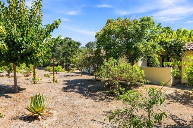 7887 Doug Hill, San Diego, CA 92127