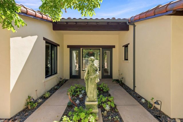 7887 Doug Hill, San Diego, CA 92127