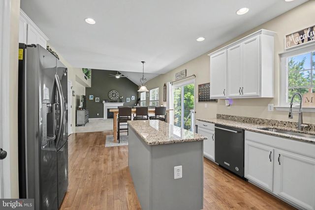487 WINDY HILL RD, Gilbertsville, PA 19525