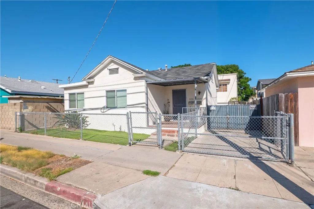 1316 S Grand, San Pedro, CA 90731