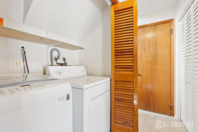 3 Stafford Drive, Piscataway, NJ 08854