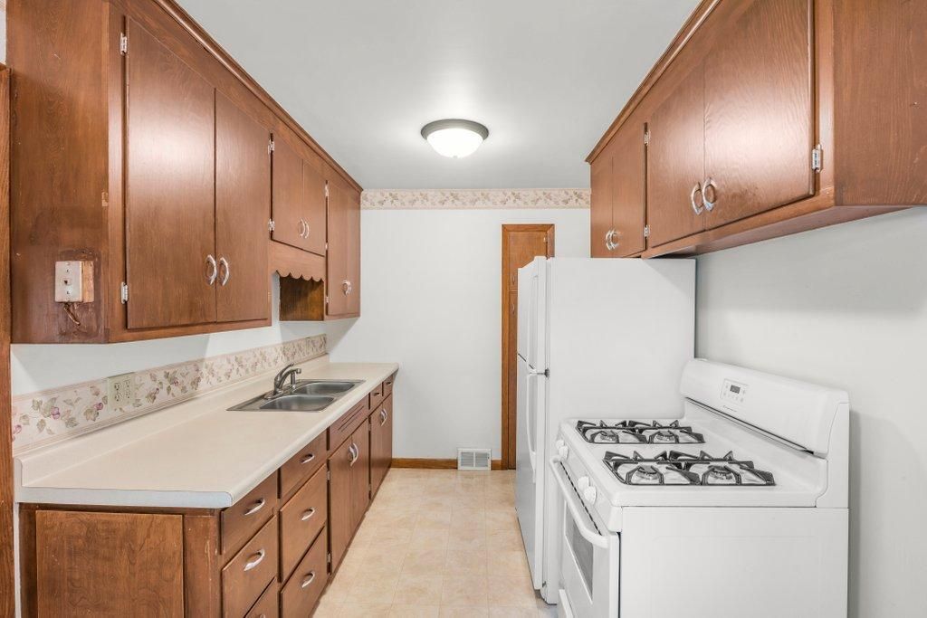 8101 2nd Avenue S, Bloomington, MN 55420 — photo 4