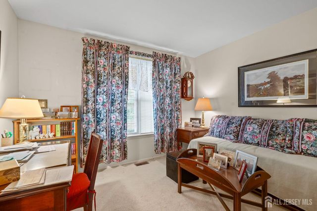 102 Rumford Way, Manalapan, NJ 07726