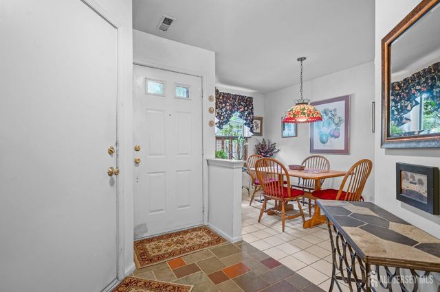 102 Rumford Way, Manalapan, NJ 07726