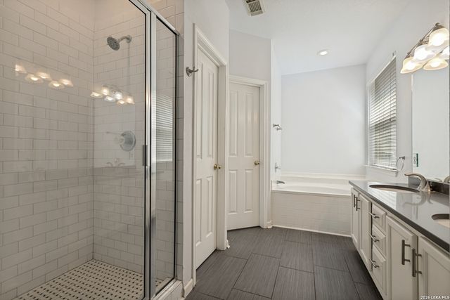 3027 FALL MIST DR, San Antonio, TX 78247