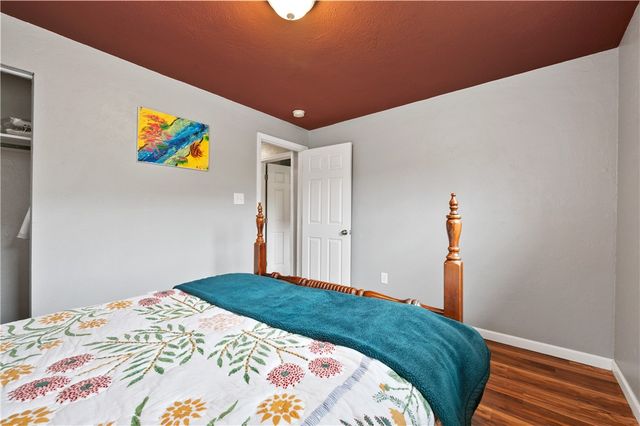 5946 Poketa Rd, Penn Hills, PA 15147