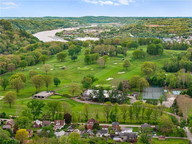 5946 Poketa Rd, Penn Hills, PA 15147
