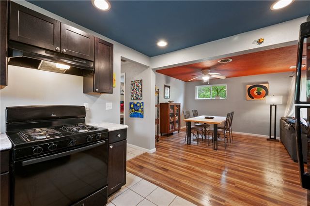 5946 Poketa Rd, Penn Hills, PA 15147