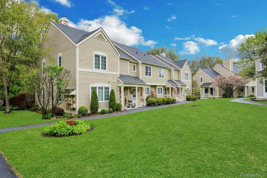 1902 Nutmeg Drive, Carmel, NY 10512