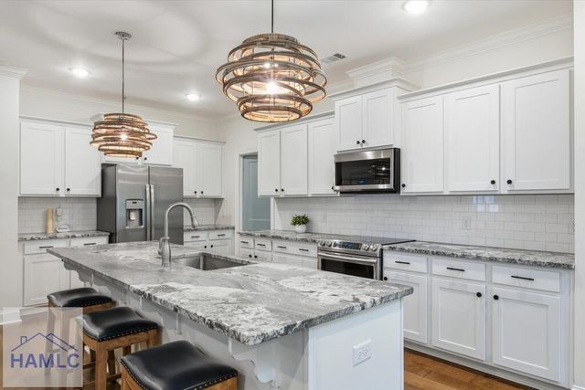 113 Ridgewood Park Drive South, Richmond Hill, GA 31324