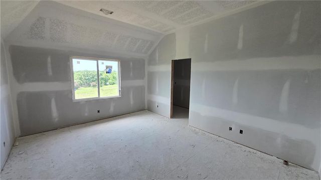 12207 W 184 Terrace, Overland Park, KS 66013