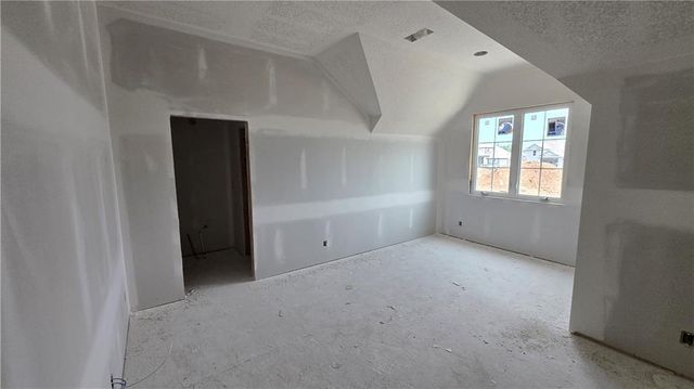 12207 W 184 Terrace, Overland Park, KS 66013