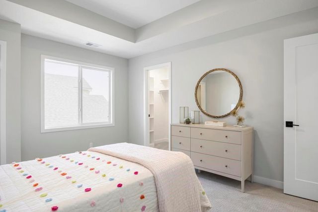 12207 W 184 Terrace, Overland Park, KS 66013