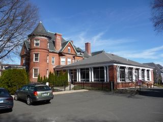 389 Whitney Avenue, New Haven, CT 06511