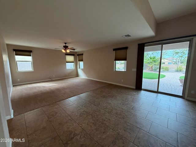 722 E SIPAPU Drive, Gilbert, AZ 85297