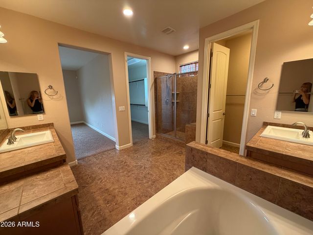 722 E SIPAPU Drive, Gilbert, AZ 85297