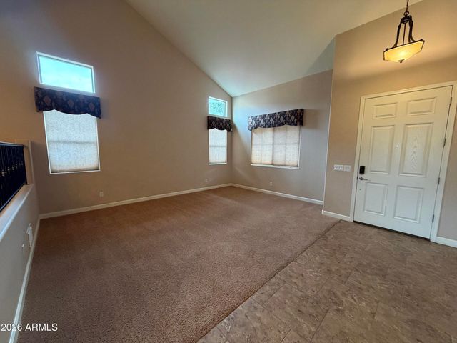 722 E SIPAPU Drive, Gilbert, AZ 85297
