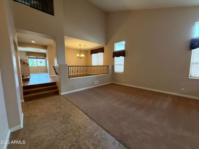 722 E SIPAPU Drive, Gilbert, AZ 85297