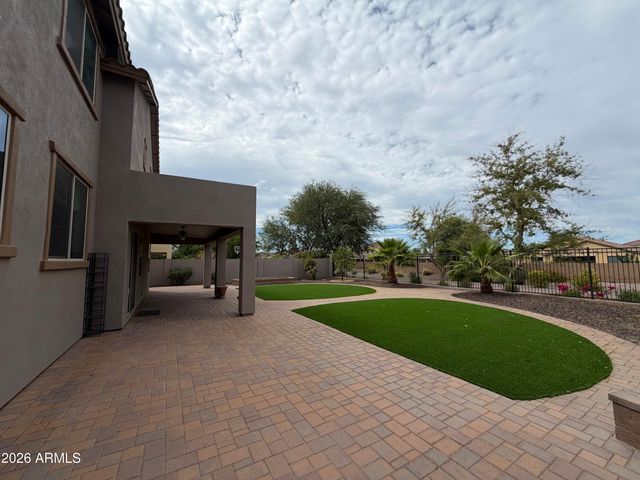 722 E SIPAPU Drive, Gilbert, AZ 85297