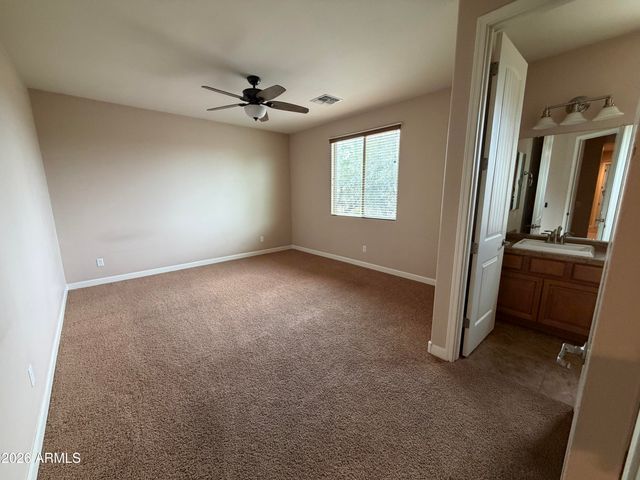 722 E SIPAPU Drive, Gilbert, AZ 85297