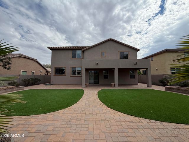 722 E SIPAPU Drive, Gilbert, AZ 85297
