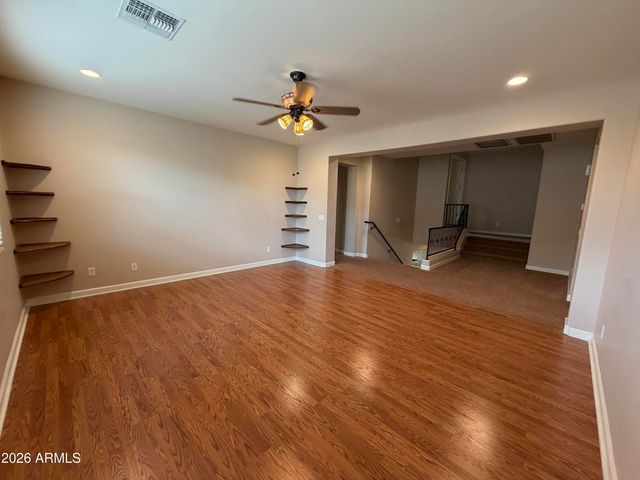 722 E SIPAPU Drive, Gilbert, AZ 85297