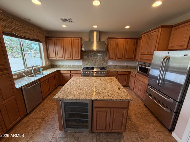722 E SIPAPU Drive, Gilbert, AZ 85297
