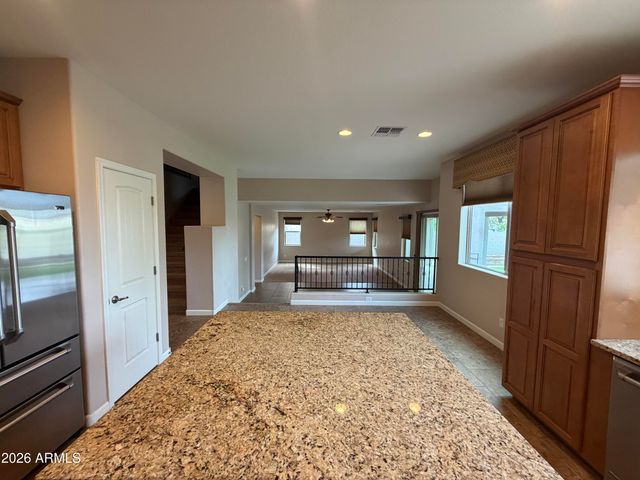 722 E SIPAPU Drive, Gilbert, AZ 85297