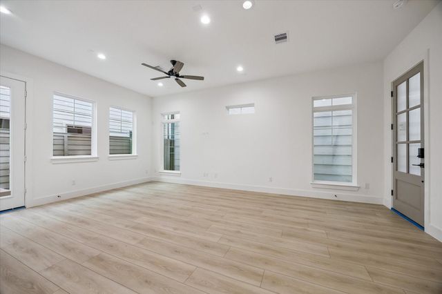 740 Curtin Street, Houston, TX 77018