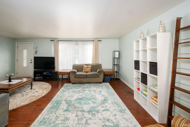 2423 Otsego Drive, Fort Wayne, IN 46825