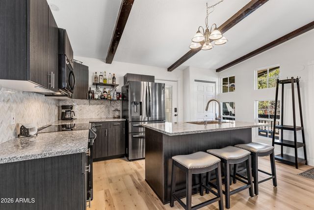 1345 E JAGUAR Lane, Munds Park, AZ 86017