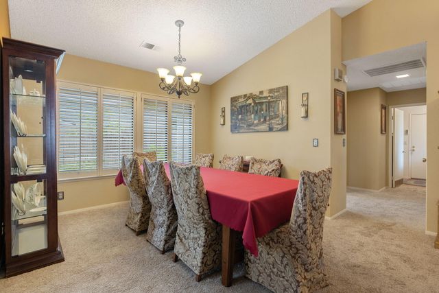 1443 E Vassar Drive, Visalia, CA 93292