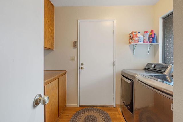 1443 E Vassar Drive, Visalia, CA 93292