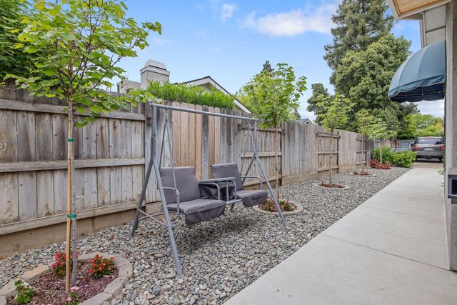 1443 E Vassar Drive, Visalia, CA 93292