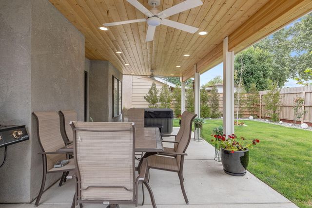 1443 E Vassar Drive, Visalia, CA 93292