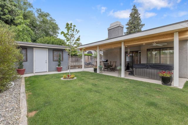 1443 E Vassar Drive, Visalia, CA 93292