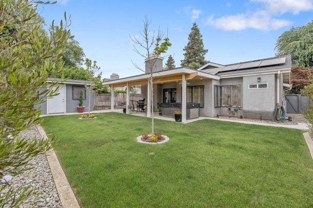 1443 E Vassar Drive, Visalia, CA 93292