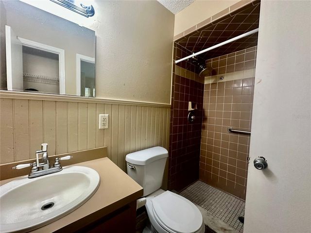 2315 CENTENNIAL BOULEVARD, Leesburg, FL 34748