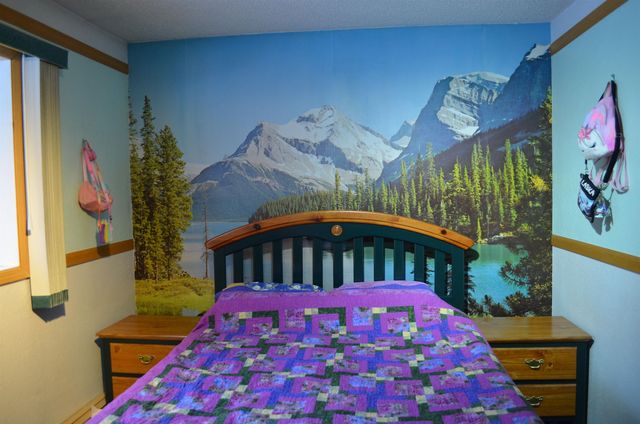 2068 BRIDGEWATER DRIVE, Fairbanks, AK 99709